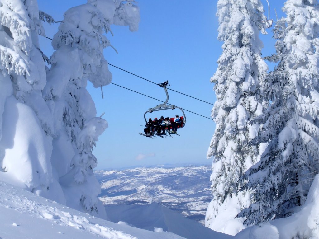 8.-jahorina-planina-olimpijska-ljepotica-pale-mountain-republika-srpska-skijanje-zima-1024x768