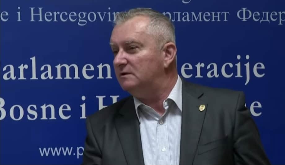 Screenshot_20251017_183104_Facebook