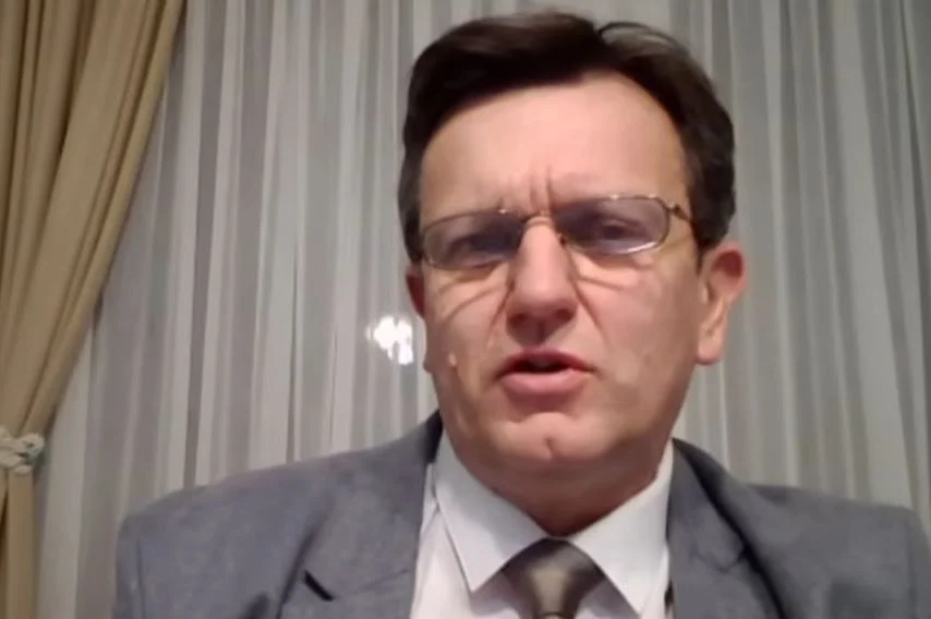 1764453979-d48c6d20-6411-4ca9-89cb-e25df2d18bf3-690x480-1