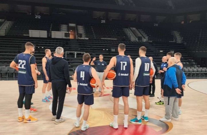 5fe076b5-0ab6-4feb-b934-b7b4d74eb82f