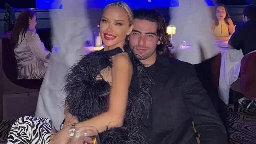 b680fcf6-9603-4d47-b289-8860deac0251