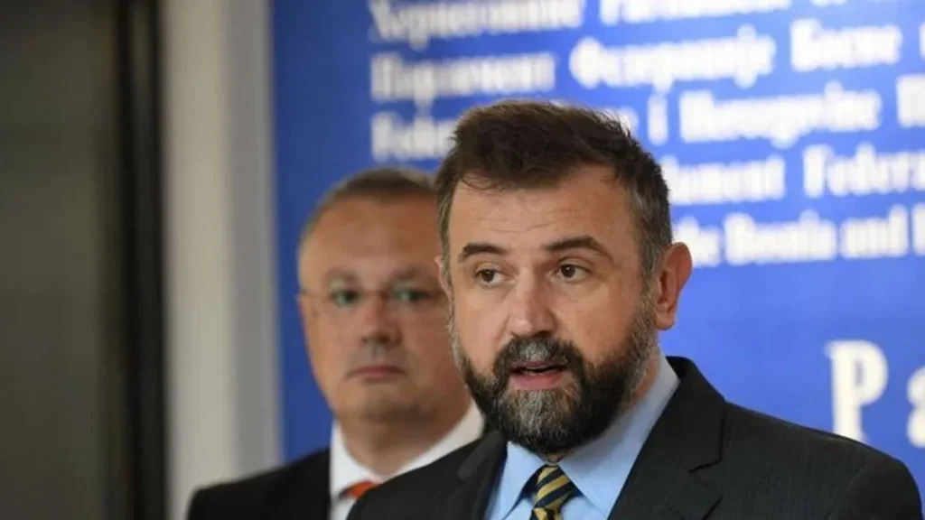 dennis_gratz11jpeg_1200