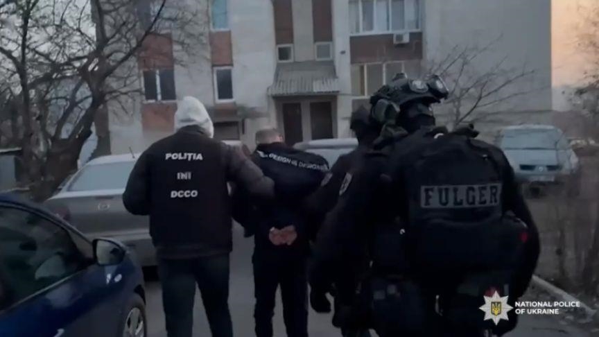 thumbs_b_c_e875246452d7886170cc48caebd4310f