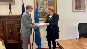 vinja_lonar_nova_ambasadorica_bih_u_francuskoj_1jpg_1200