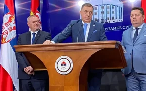 viskovic-dodik-stevandic-dw