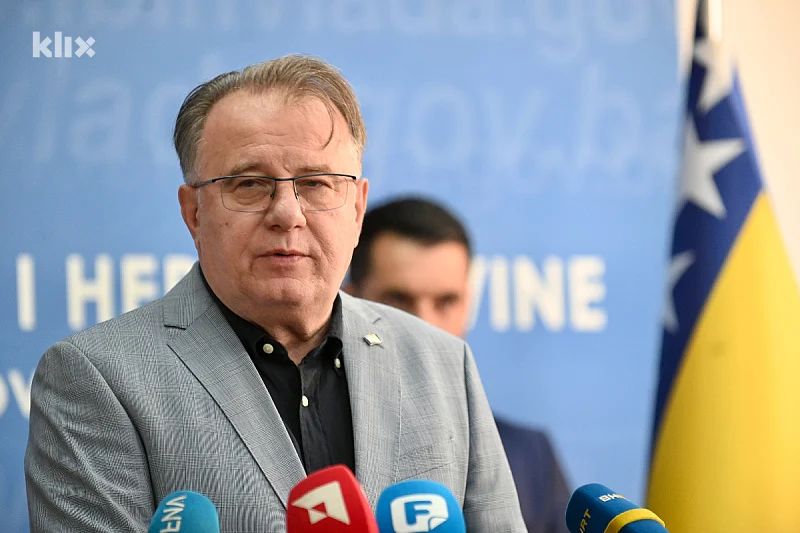 0e8564b2-cb49-40a8-8094-492655d9415c