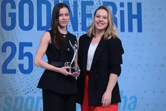 3353574b-9029-4751-bbb2-11d617d2a5e7