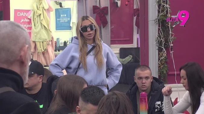 85e277e9-2b1a-45d1-a5d2-02133906c655