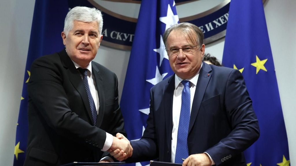 965a0f5523e80b66875ejpeg