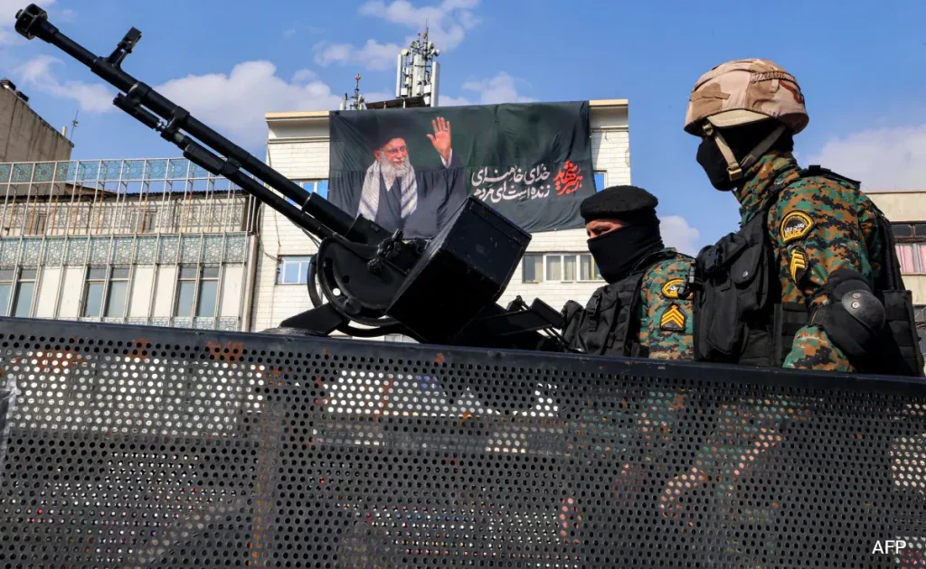 2bac3h6o_iran-war_625x300_11_March_26