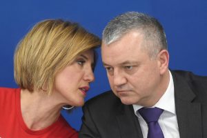 f2a3143d-c3af-4e35-8f77-45e2ca02b21b