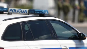 63234152-policija-ilustracija